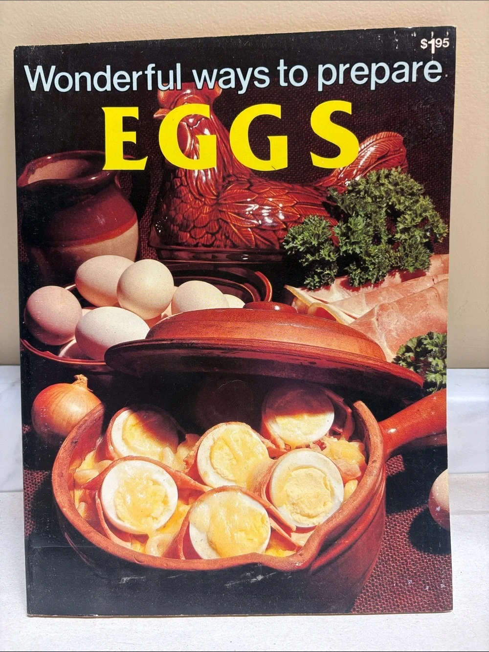 EGGS Cookbook - Wonderful Ways to Prepare (Brown)